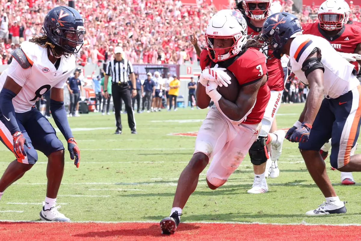 Hollywood Smothers scores against Virginia