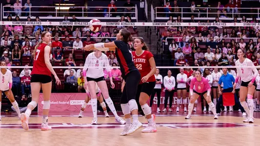 Kate Kilpatrick digs a ball at #16 Stanford 10/18/26