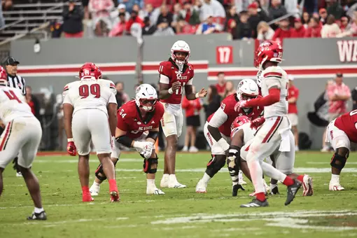 CJ Bailey taking snap