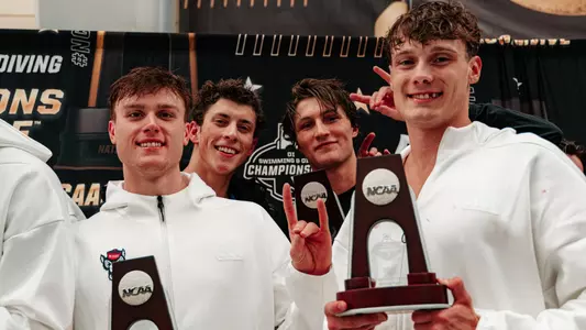 400 freestyle relay- silver medalists