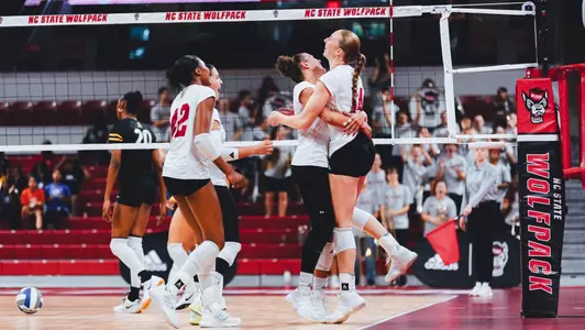 Eva Long and Norah Busch celebrating vs. App State 9/15/26