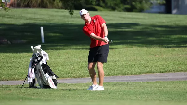 Clark Browne chips at Visit Knoxville Collegiate
