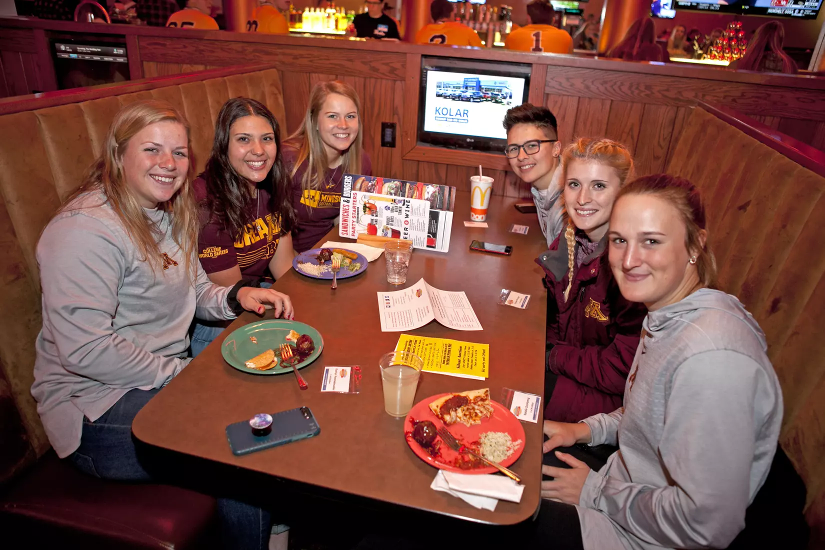 Lanes for Friendship