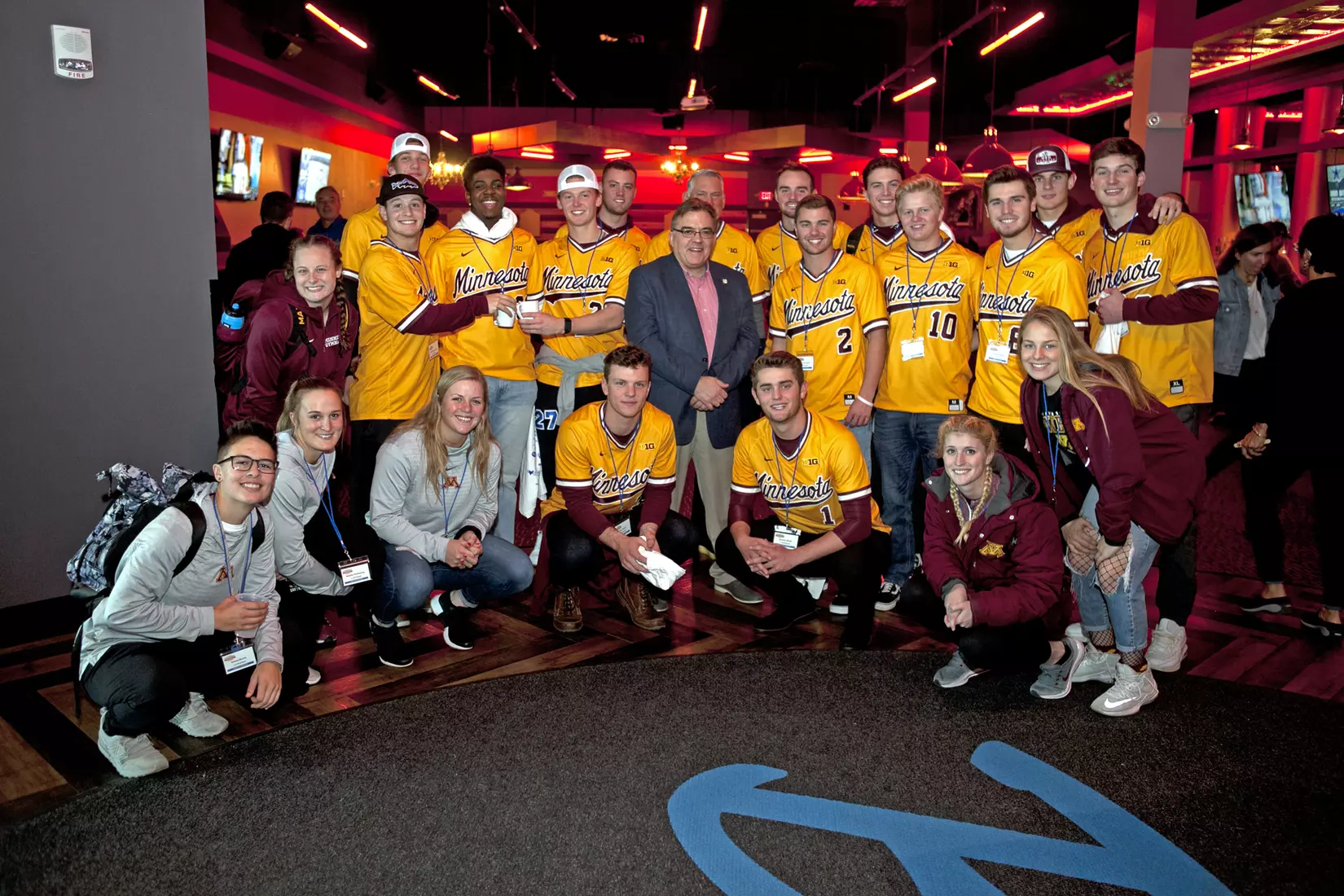 Lanes for Friendship