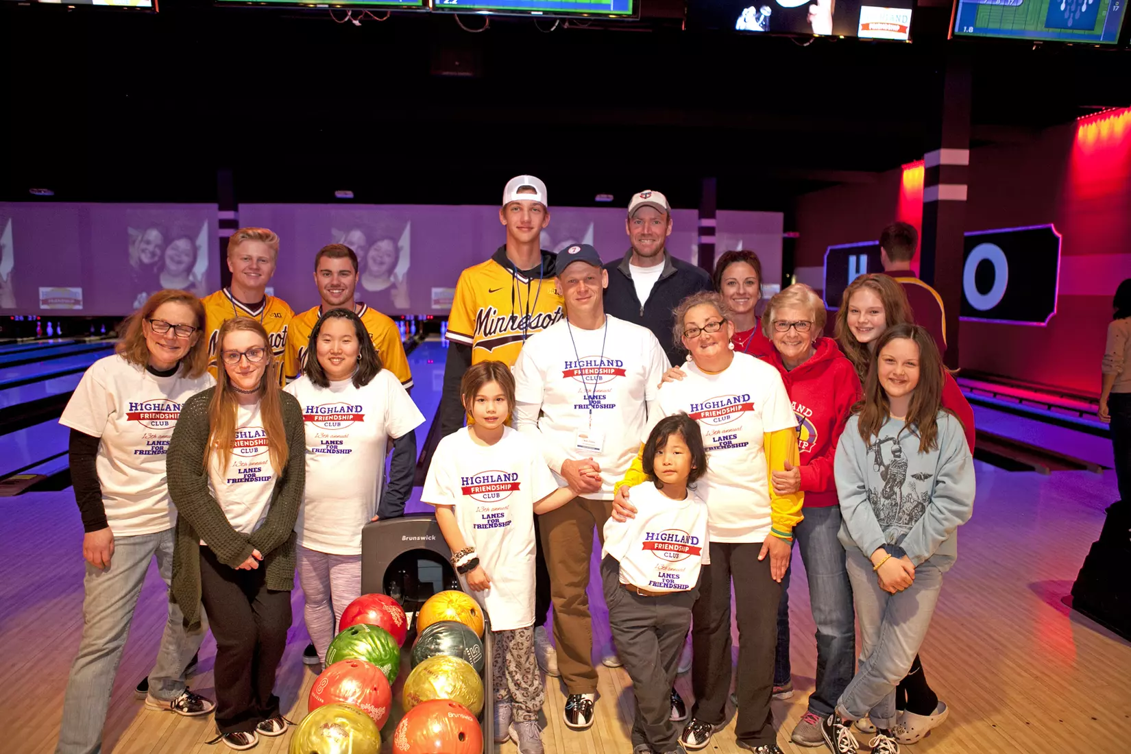 Lanes for Friendship