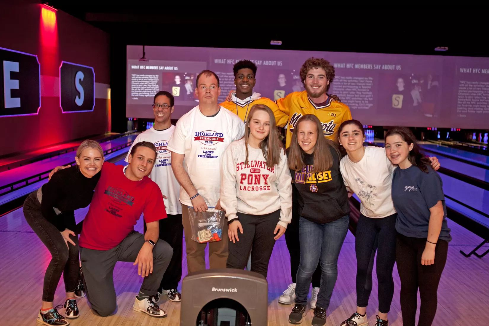 Lanes for Friendship