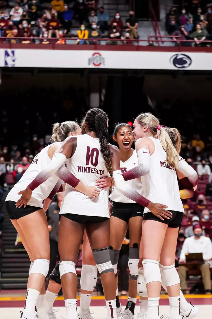 Airi Miyabe, team, celebration