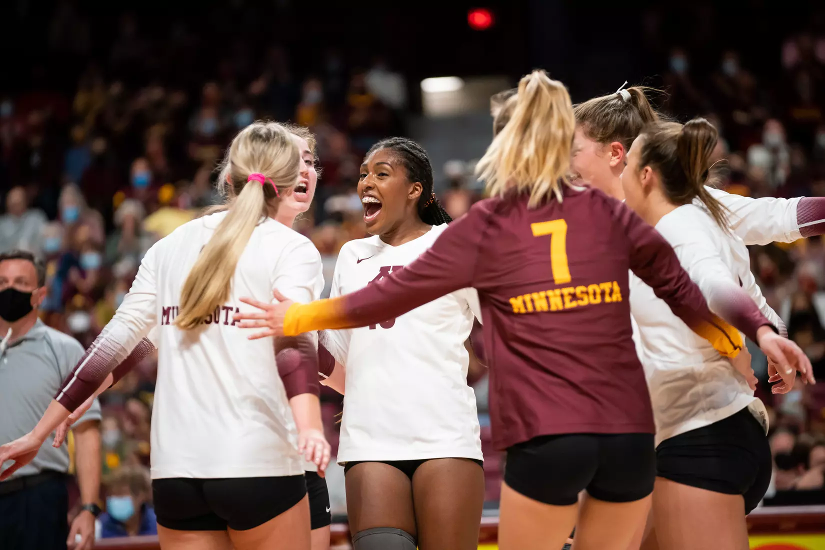 Stephanie Samedy, team