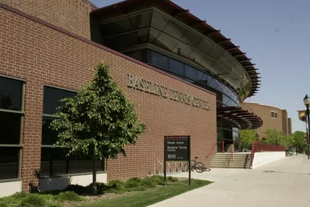 Baseline Tennis Cente