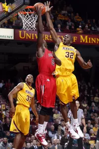 Trevor Mbakwe collected his third-straight double-double with 20 points and 10 rebounds against Fairfield.