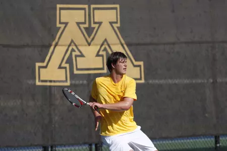 Leandro Toledo is 3-0 at the Gopher Invitational this weekend.