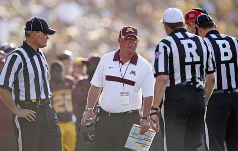 Team doctors say head coach Jerry Kill is expected to recover fully