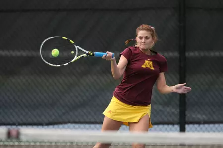 Freshman Julia Courter's win at No. 3 singles clinched the victory for Minnesota.