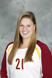 Junior setter Alexandra Palmer