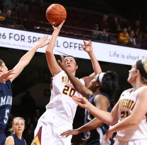 Kayla Hirt scored a career-high 14 points in the Gophers' win vs. Missouri.
