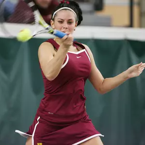 Freshman Julia Courter is on a three-match winning streak in singles.