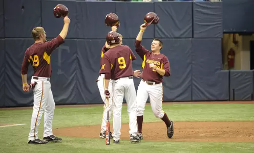Bobby Juan hit a three-run home run in the 8-2 win.