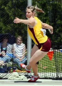 Podominick finished fifth in discus.