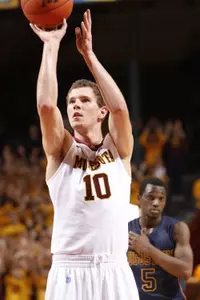 Oto Osenieks scored 16 points for the winning Maroon team.