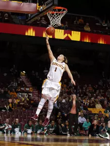 Rachel Banham had 14 points in the Gophers' loss at Creighton.