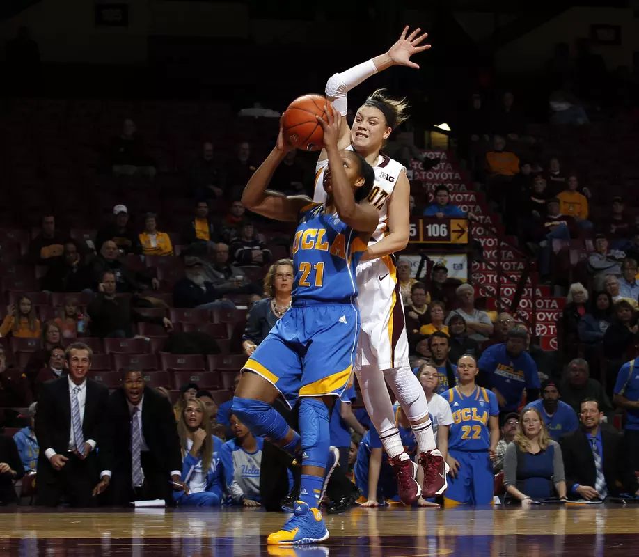 Rachel Banham reaches 1,500 career points in the last game of the Subway Classic