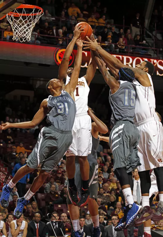 Gophers top New Orleans 80-65