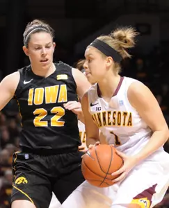 Rachel Banham notched her fifth 30-point game of the season vs. the Hawkeyes.