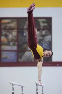 Nathan Fortunato (4.0 GPA) was one of nine gymnasts named to the Winter Academic All-Big Ten team.