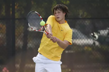 No. 100 Leandro Toledo fell just short against No. 4 Peter Kobelt in the team's loss this afternoon against the Buckeyes.