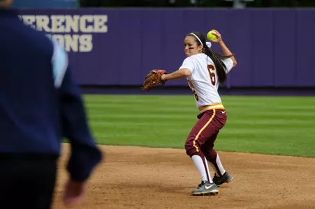 Sophomore Erika Smyth