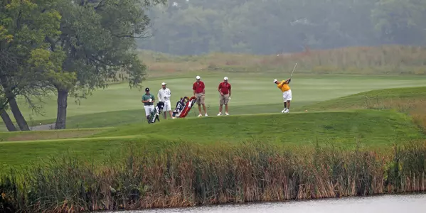 Lowenstein tied for 10th.