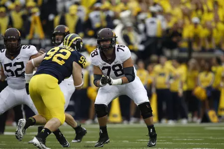 Lauer started four games at left tackle in 2013.