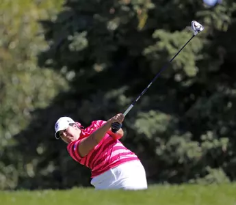 Senior Anna Laorr's 73 was the low Gopher round on Sunday.
