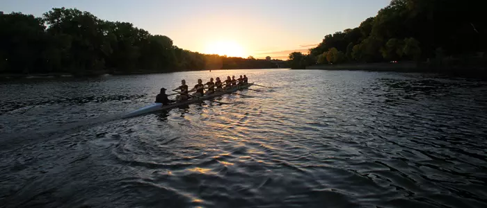 Minnesota's lone boat finished 17th among 34 entries in Cambridge this weekend