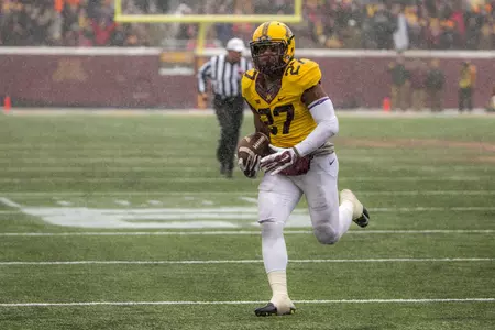 David Cobb is 114 yards away from tyling Laurence Maroney's single-season rushing record of 1,464 yards.