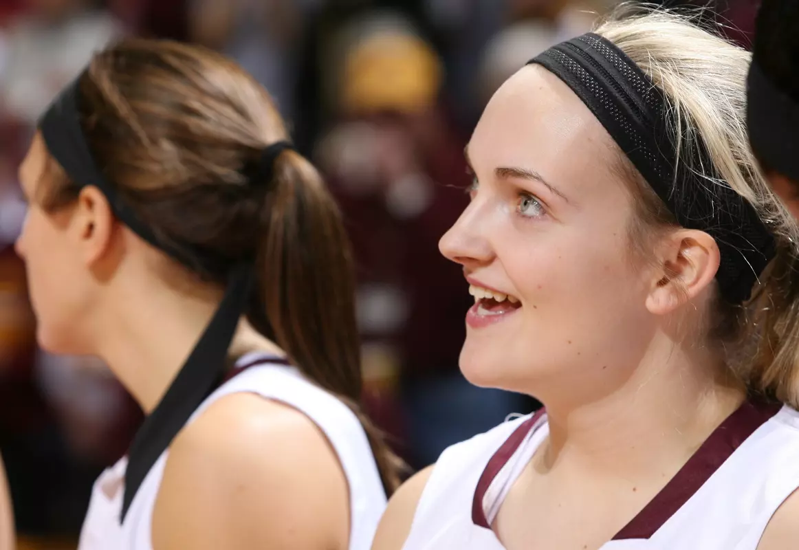 Sari Noga led the Gophers with 15 points over the Boilermakers
