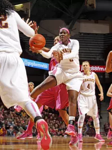 Stabresa McDaniel had six rebounds for the Gophers at Michigan State.