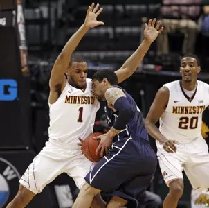 Andre Hollins scored a key 3-pointer late in the win over Penn State Thursday.