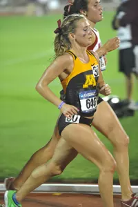 Sophomore Liz Berkholtz