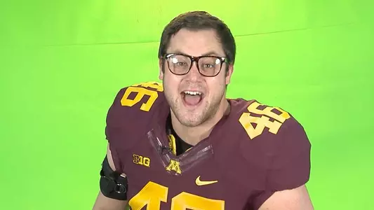 Cameron Botticelli sports some trendy spectacles at Photo Day 2014.