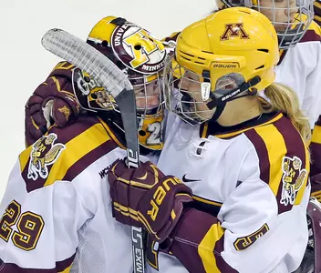 Gophers sweep Duluth
