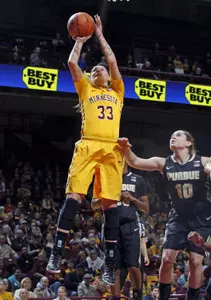 Carlie Wagner made a career-high five three-pointers in the win over the Spartans.