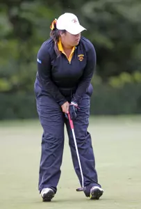 Anna Laorr claimed a share of the BYU Entrada Classic title a year ago.