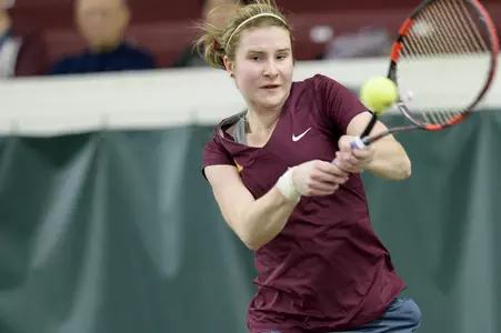 Caroline Ryba is 10-1 in 2015.