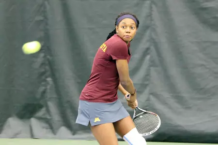 Jessika Mozia clinched the win with a victory at No. 3 singles.