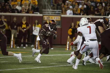Jonathan Femi-Cole (28)
NCAA Football: Fresno State v Minnesota
©2018 Bruce Kluckhohn
#612-929-6010
bruce@brucekphoto.com