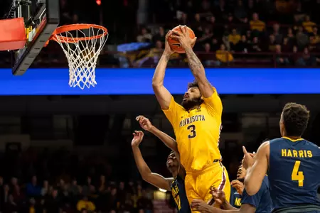 Minnesota Gophers forward Jordan Murphy (3)