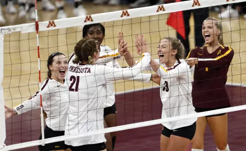 Gophers Defeat North Carolina in Four Image