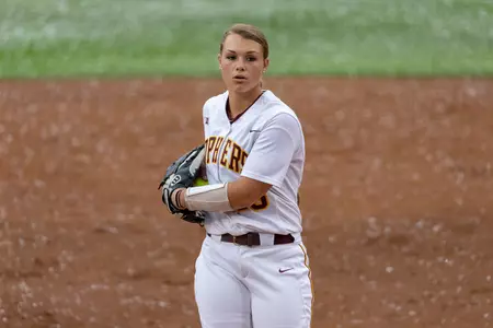 Gophers Top Wichita State, Fall to FGCU Image