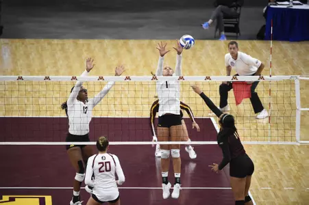 Volleyball vs Florida State during the BIG TEN/ACC Challenge at Target Center Friday, August 24, 2018. (Photo/Craig Lassig)